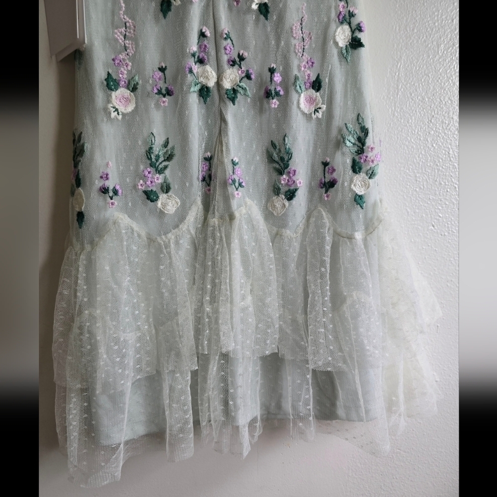 NEW! Mac Duggal, Floral Embroidered Dress in Sage (Mint)/Purple, Size 2 - Picture 3 of 8